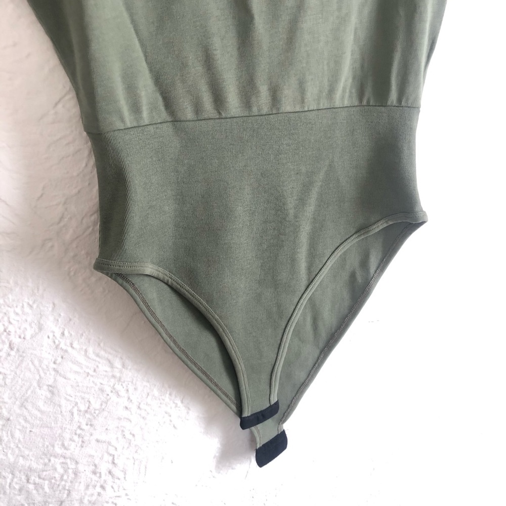 GCDS Logo Body Suit - Picture 2 of 7
